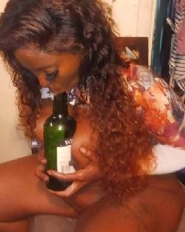 Thick ebony escort in Chicago